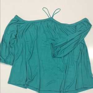 Teal off the shoulder cotton top.